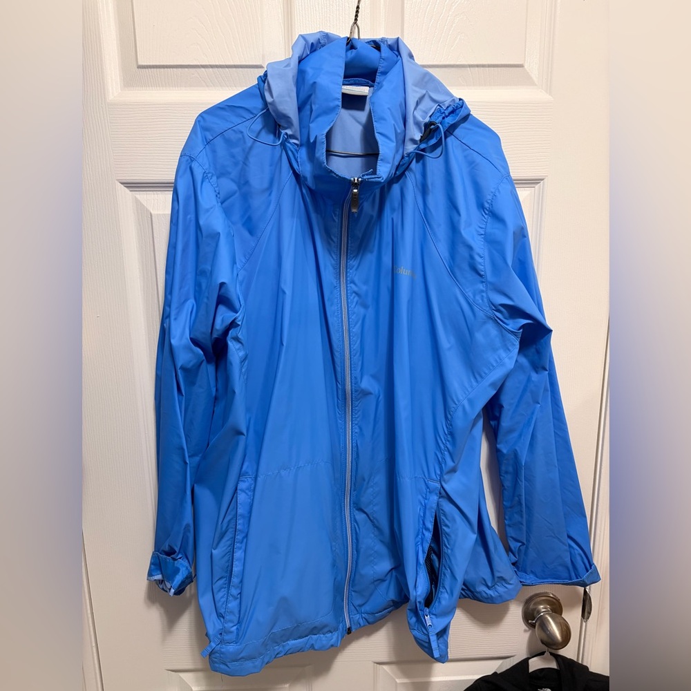 Columbia Vibrant Blue Jacket